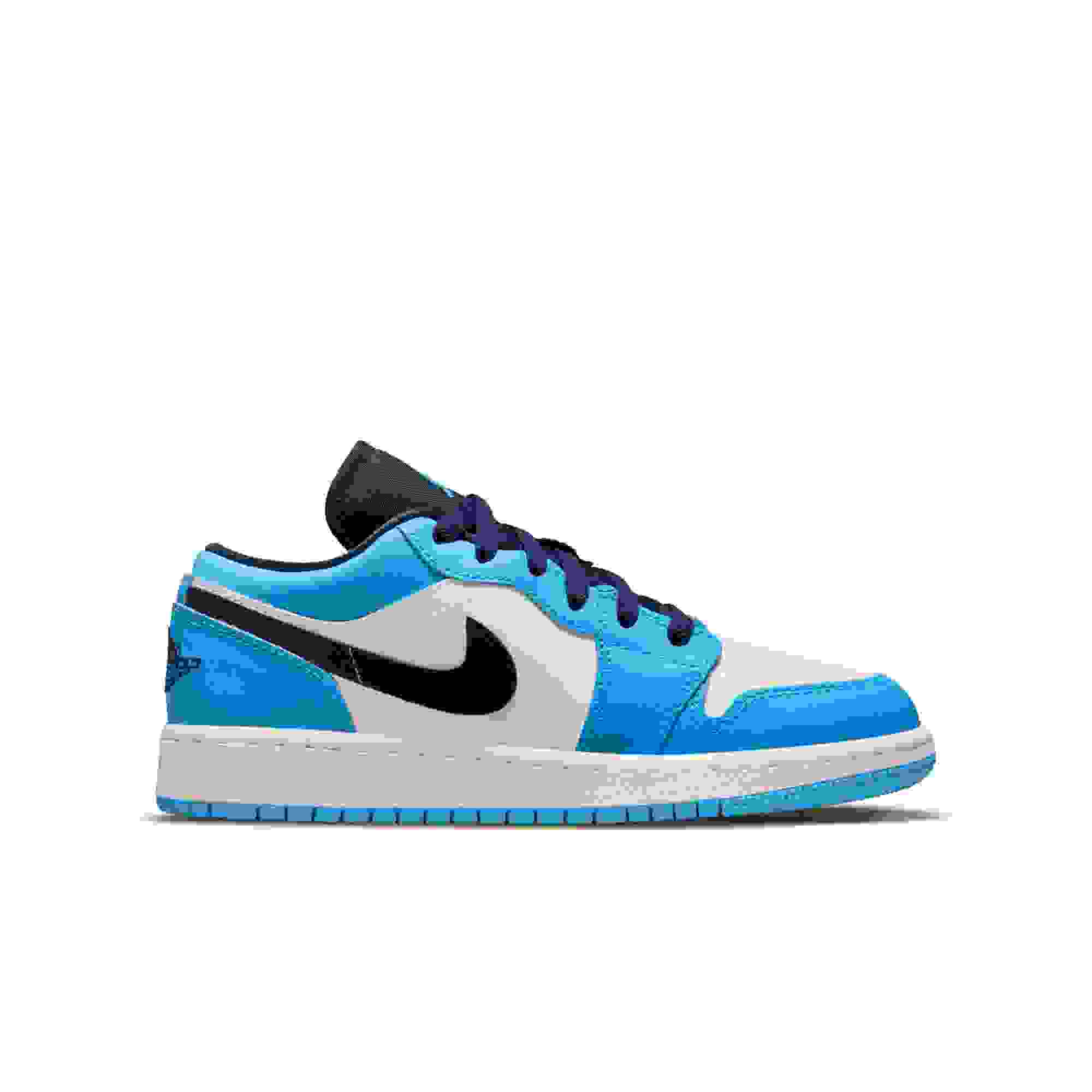 Jordan 1 Low Grade School Boys' "White/Dk Powder Blue/Obsidian" Shoe